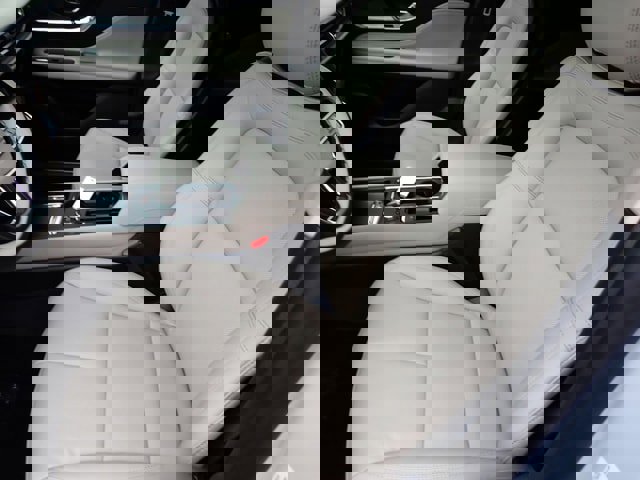 New 2026 Lincoln Corsair Premiere image 22