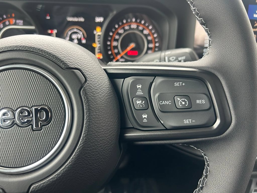 New 2026 Jeep Gladiator Sport AWD/4WD image 14