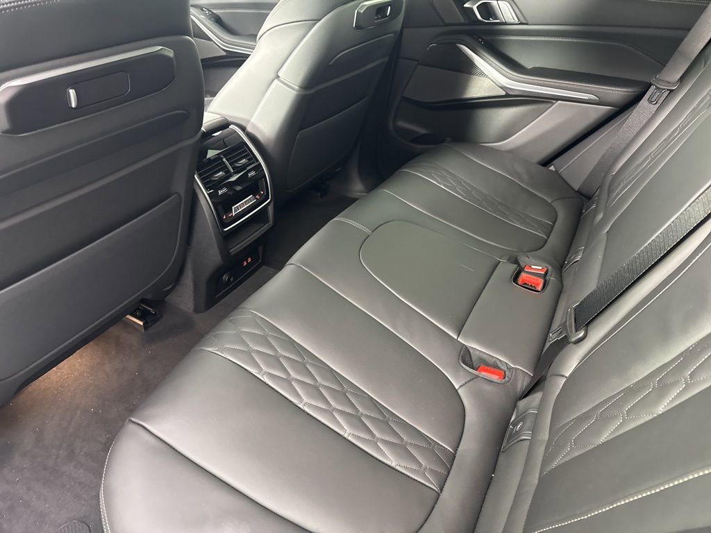 New 2026 BMW X5 M60i AWD/4WD image 16