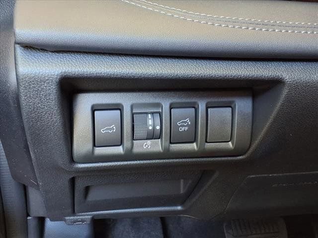 Used 2025 Subaru Outback Touring image 11
