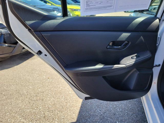 Certified 2025 Nissan Sentra SV image 16