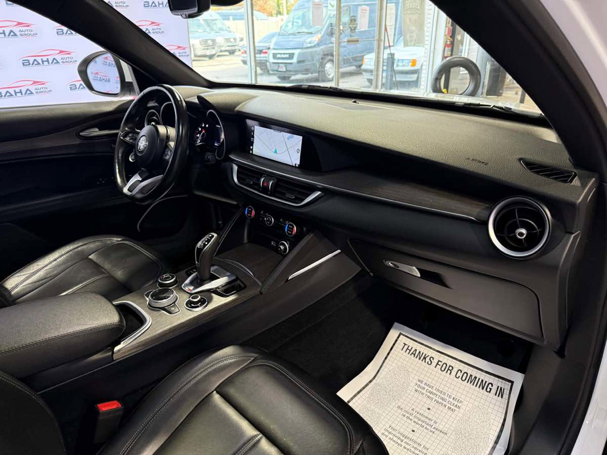 Used 2022 Alfa Romeo Stelvio Ti w/ Active Assist Plus Package image 30