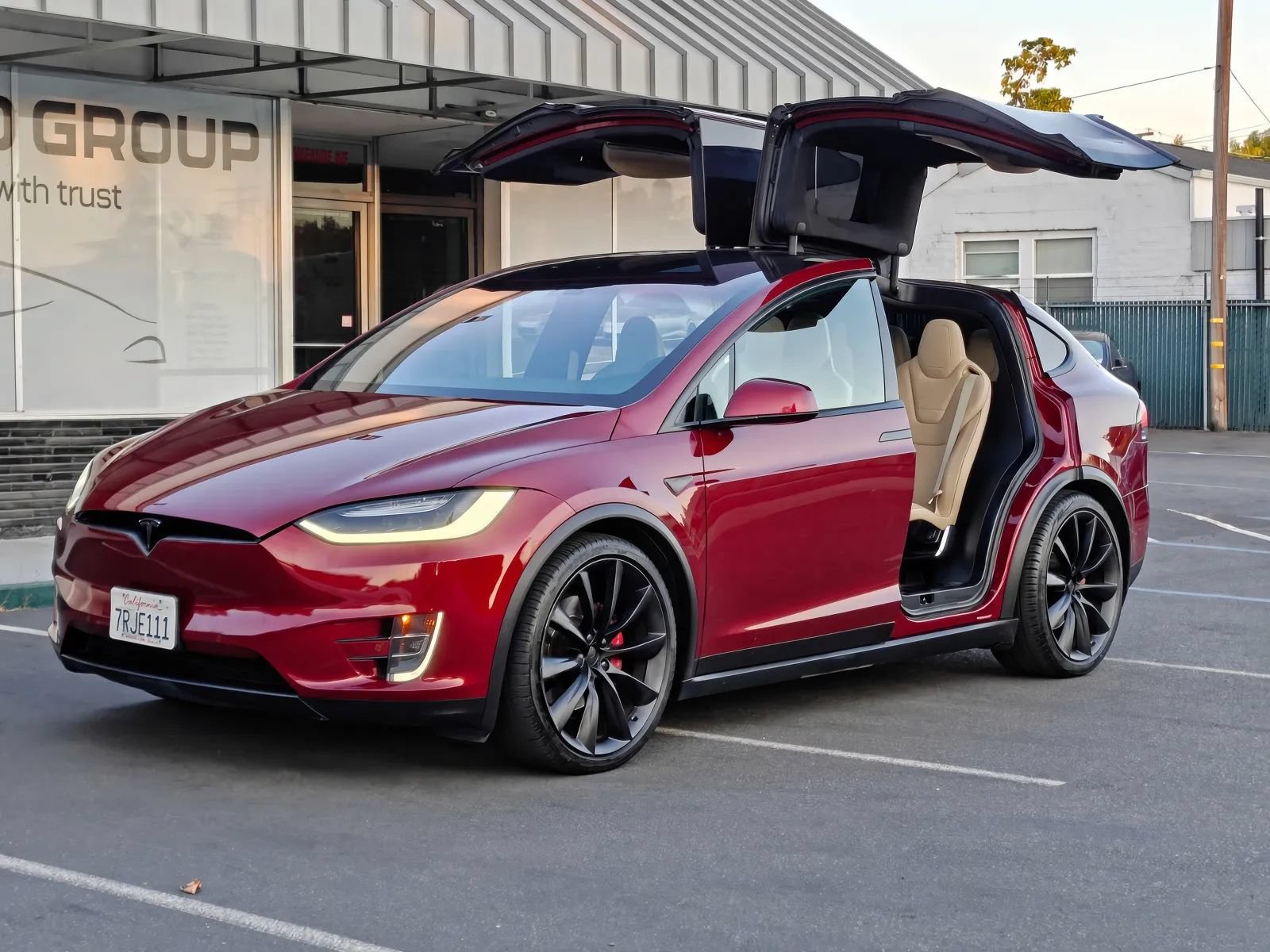 Used 2016 Tesla Model X Performance AWD/4WD image 7