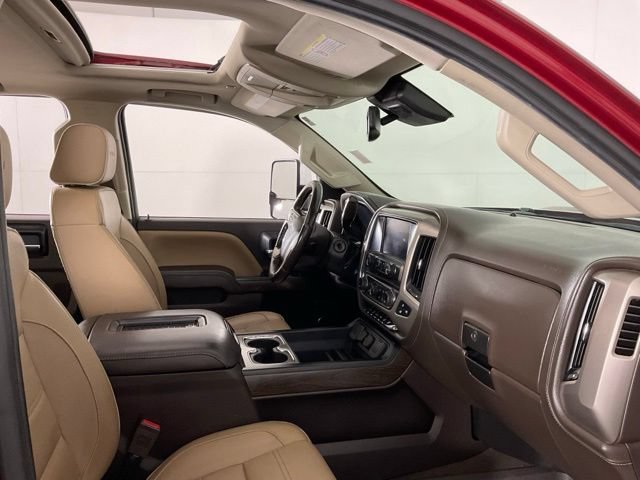 Used 2019 GMC Sierra 2500 Denali w/ Duramax Plus Package AWD/4WD image 35