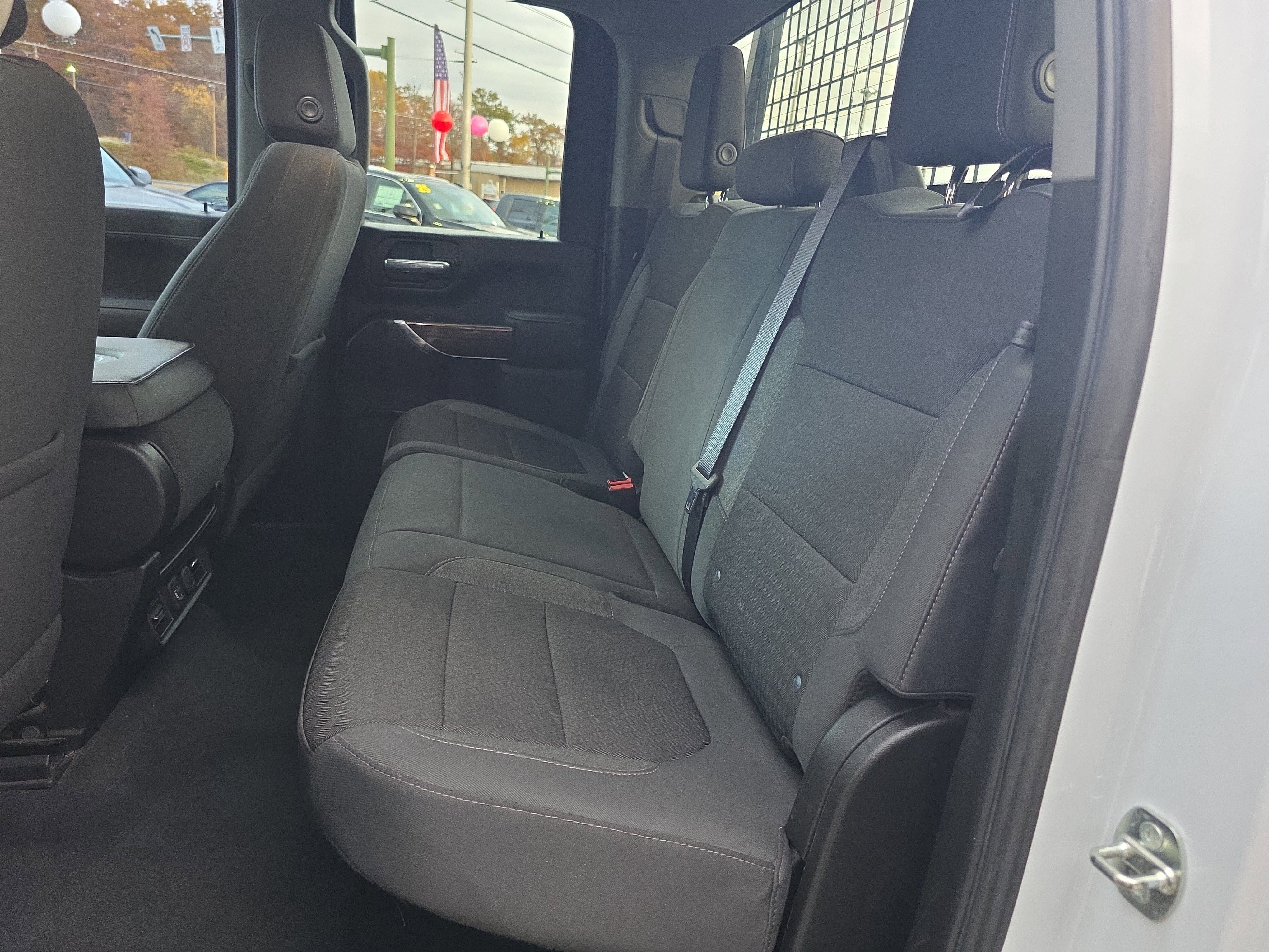 Used 2022 GMC Sierra 3500 SLE w/ SLE Convenience Package image 14