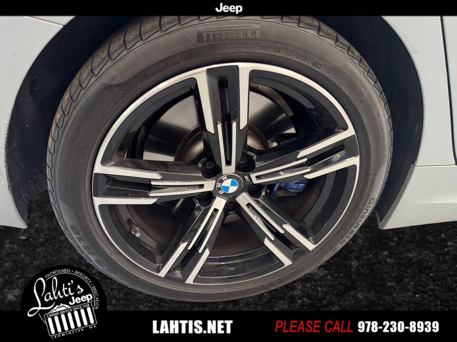 Used 2023 BMW M340i xDrive w/ Premium Package image 9