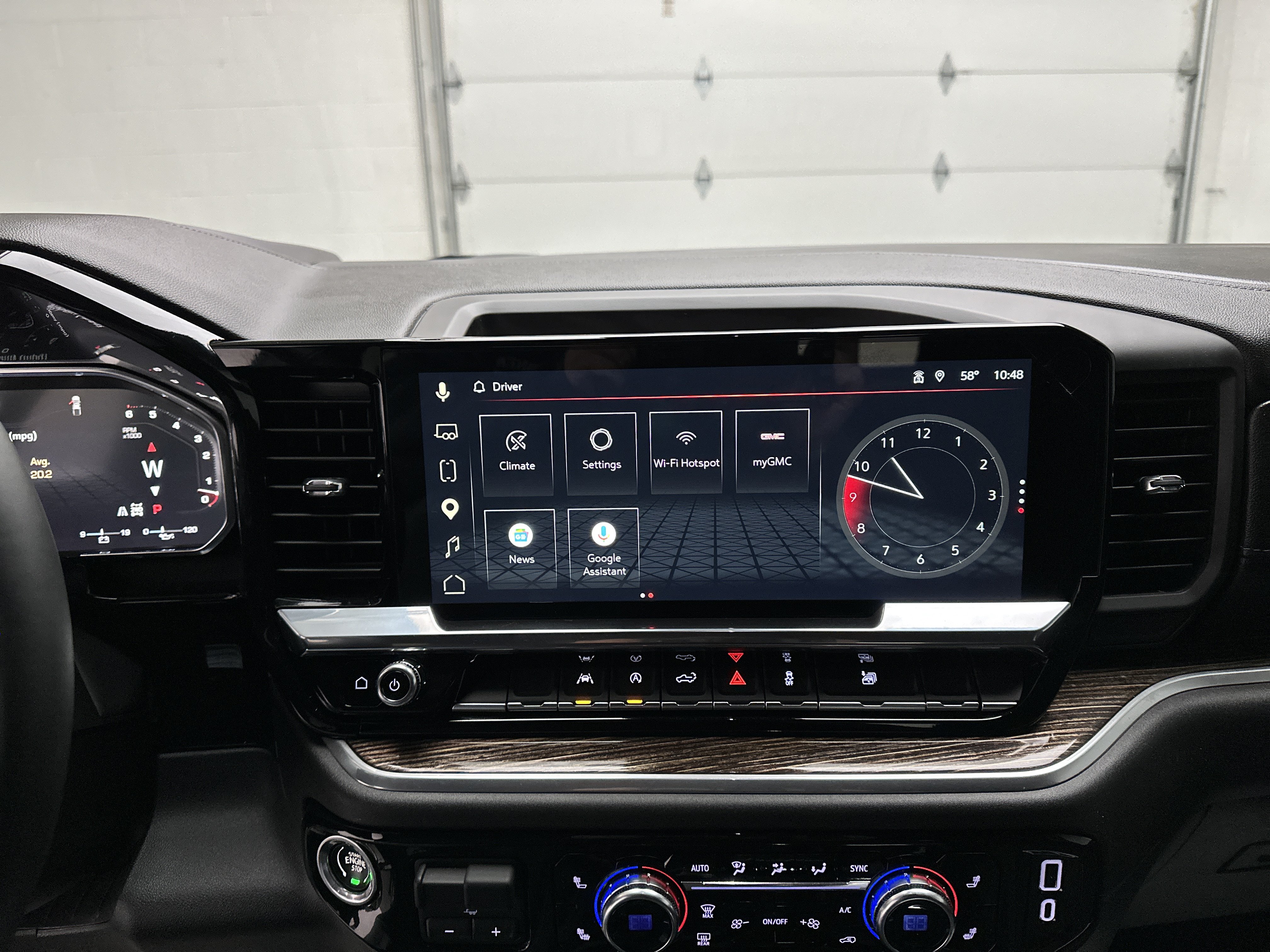 Used 2026 GMC Sierra 1500 Elevation w/ LPO, Elevation Black Package AWD/4WD image 31