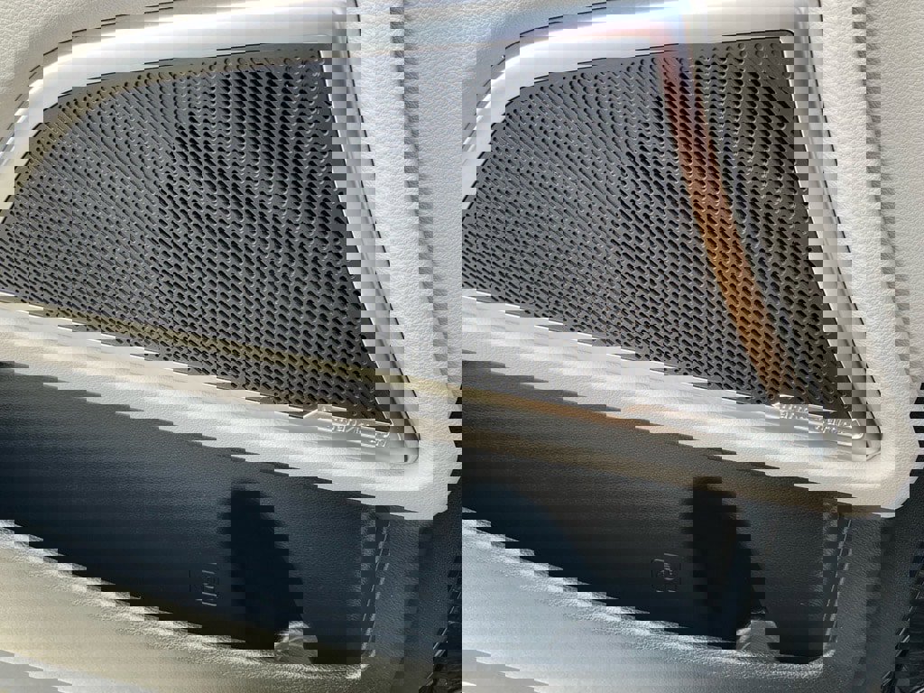 Used 2020 Kia Telluride SX w/ SX Prestige Package image 19