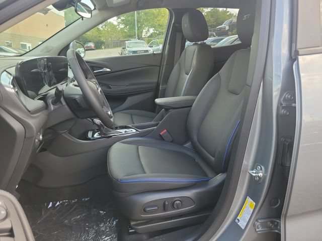 New 2026 Buick Encore GX Sport Touring w/ Comfort Package FWD image 13