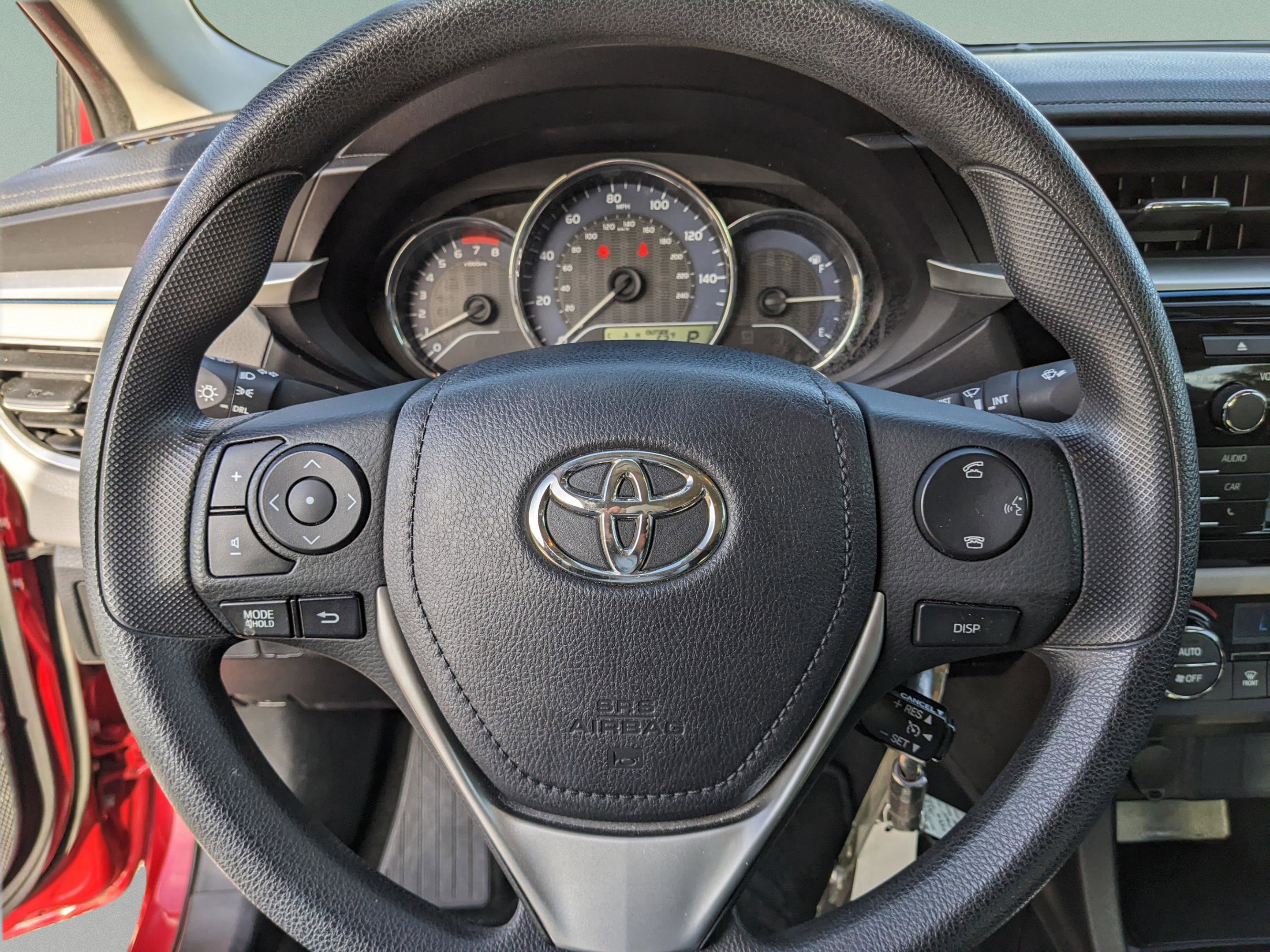 Used 2016 Toyota Corolla LE image 37