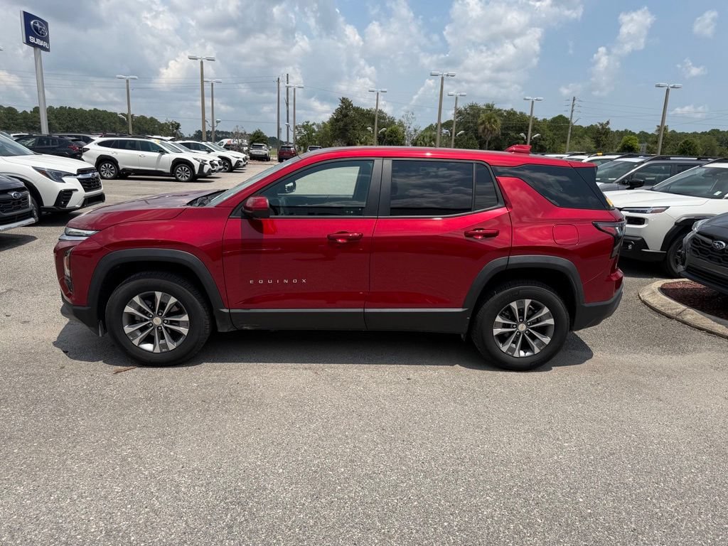 Used 2025 Chevrolet Equinox LT w/ Safety and Technology Package AWD/4WD image 11
