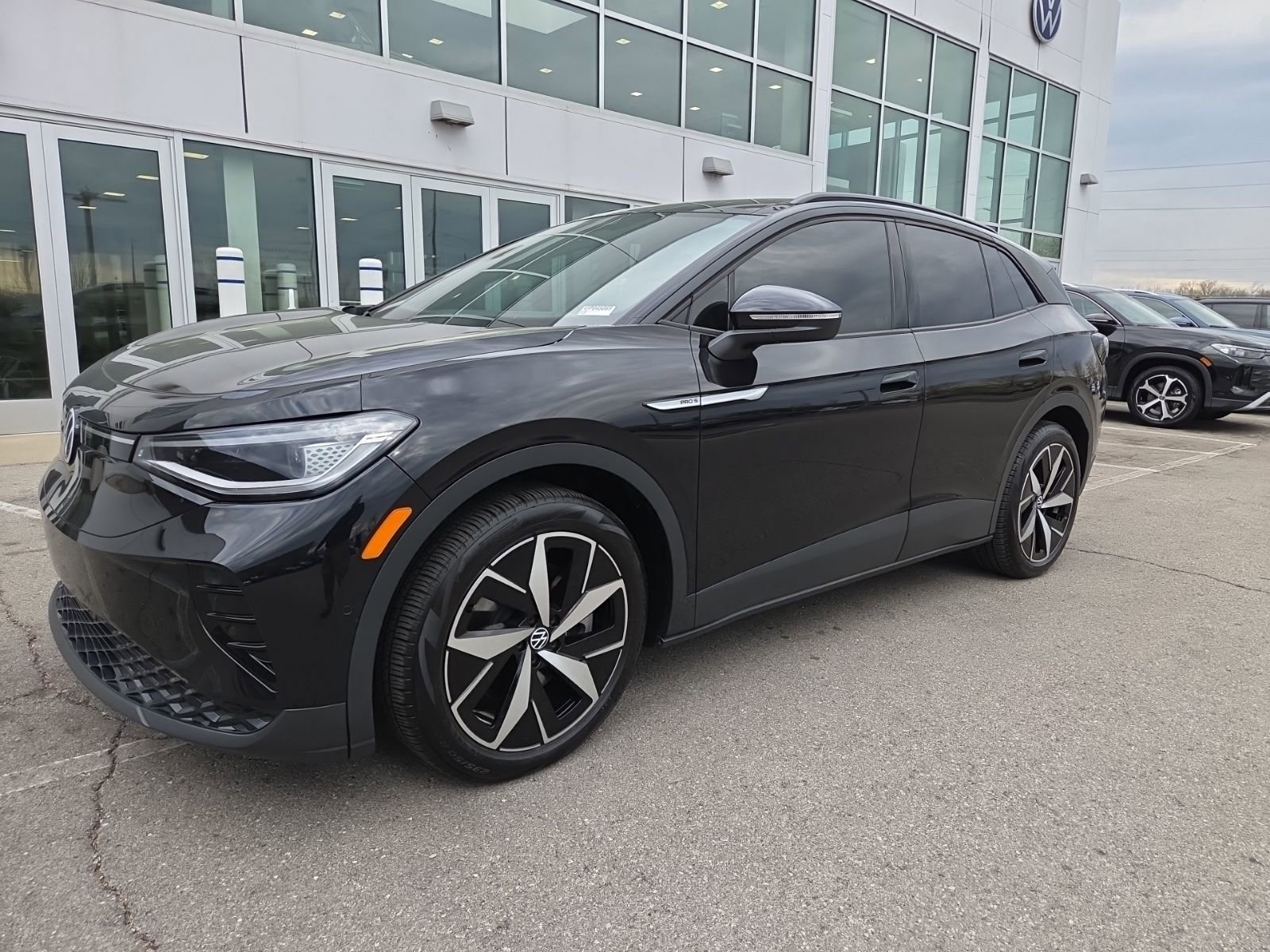 Used 2023 Volkswagen ID.4 Pro S image 13