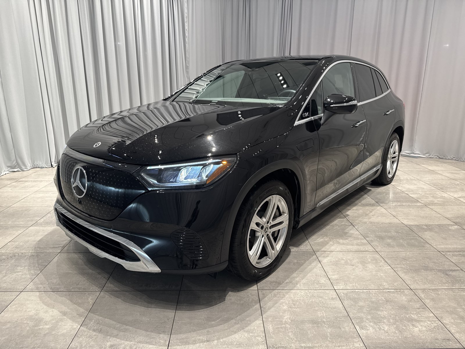 Used 2023 Mercedes-Benz EQE 350+ 4MATIC SUV image 1
