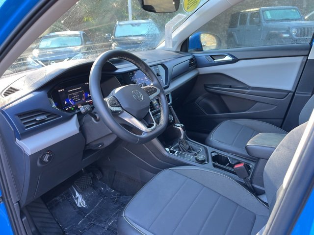 Used 2023 Volkswagen Taos SE image 6