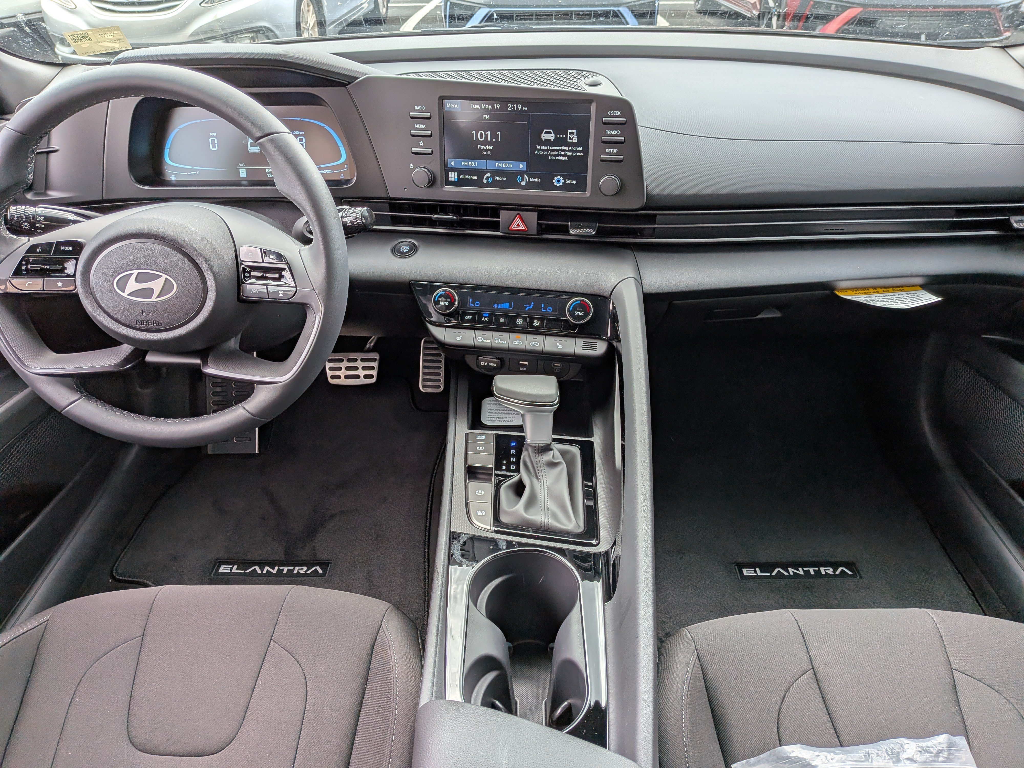New 2026 Hyundai Elantra SEL Sport FWD image 16