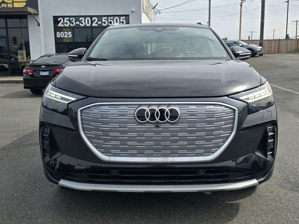 Used 2022 Audi Q4 e-tron Prestige image 3