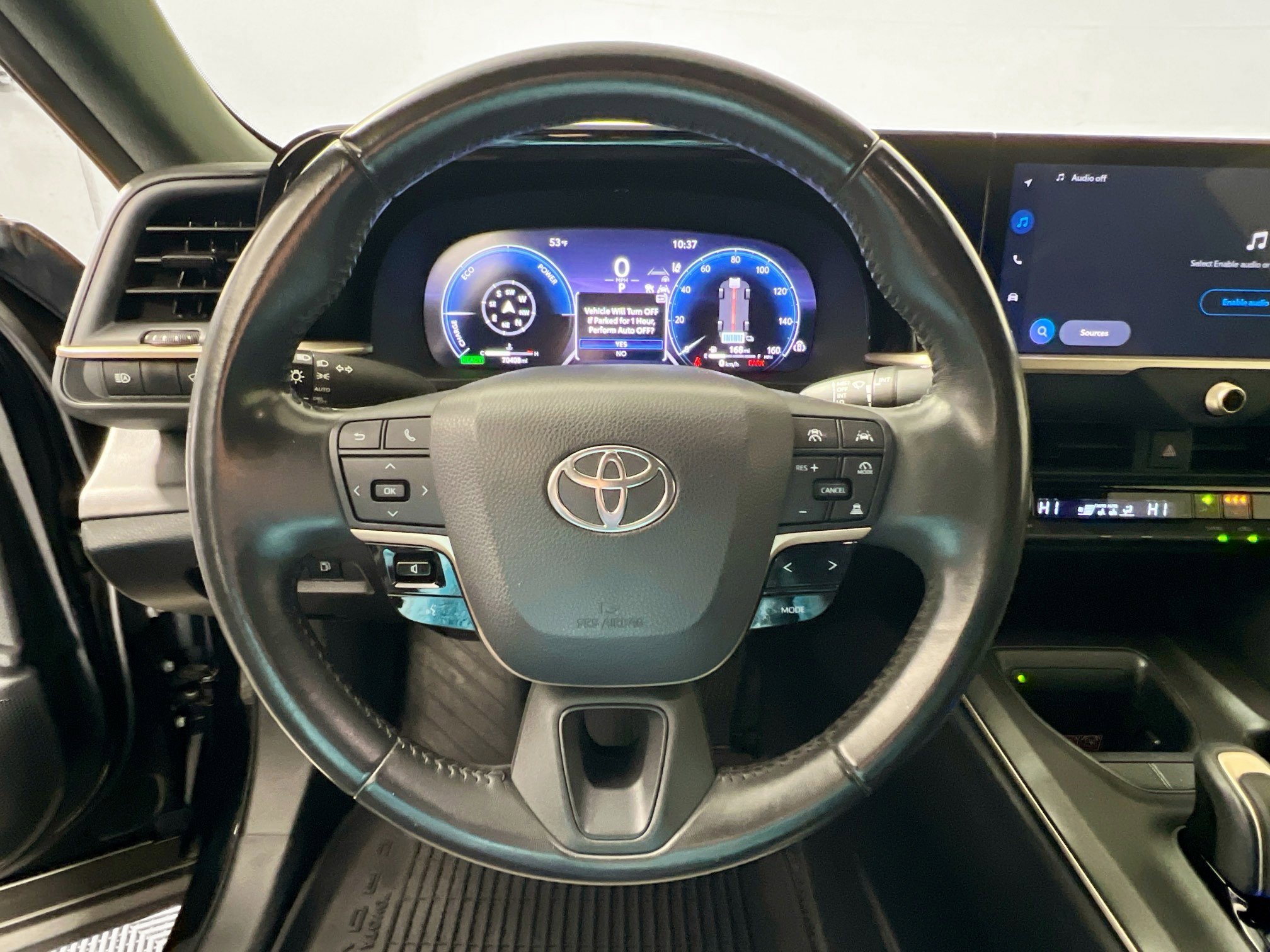 Used 2023 Toyota Crown XLE image 17