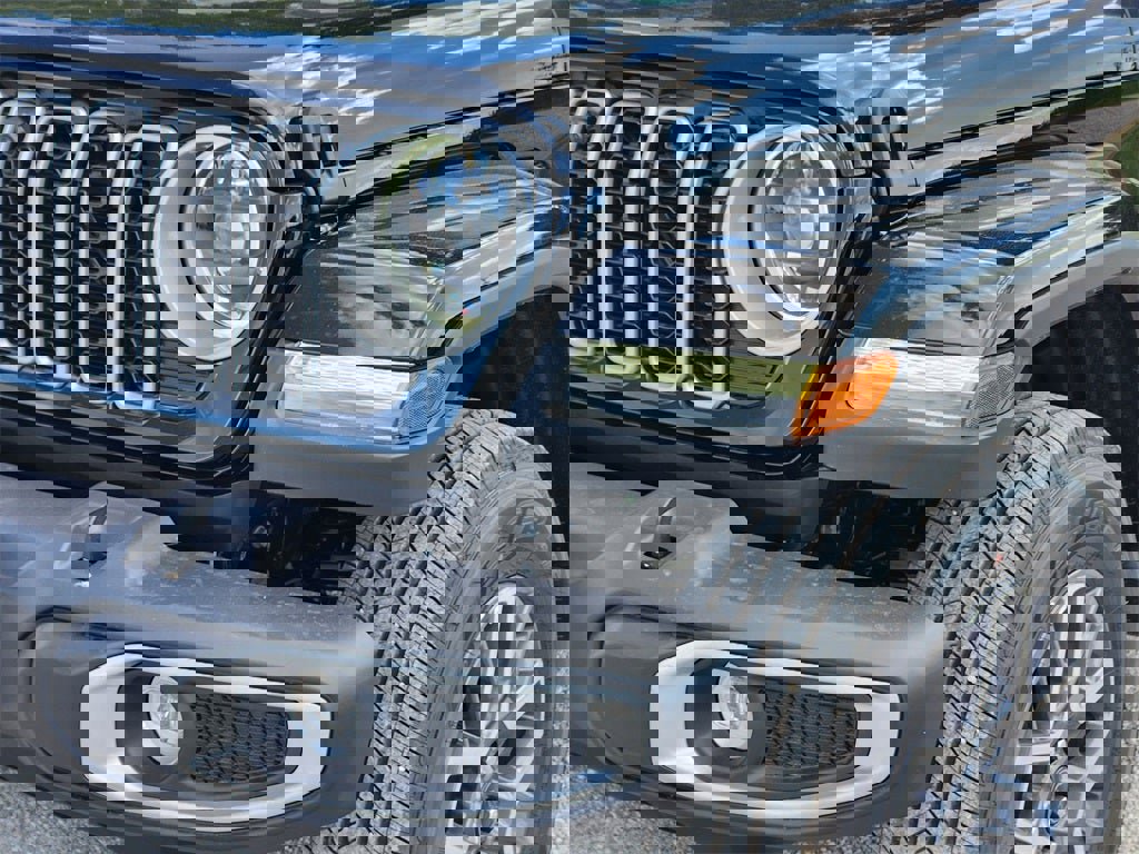 New 2025 Jeep Wrangler Unlimited Sahara image 6