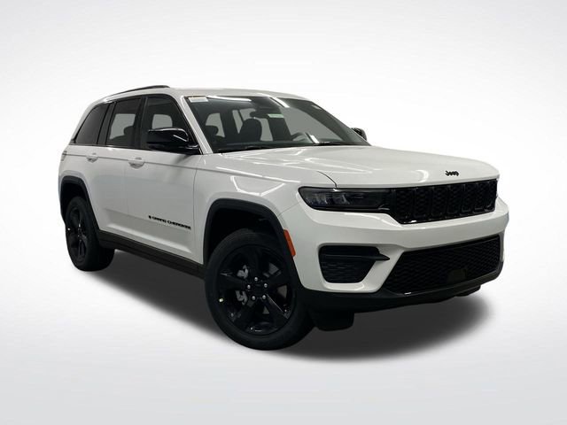 New 2025 Jeep Grand Cherokee Altitude image 42