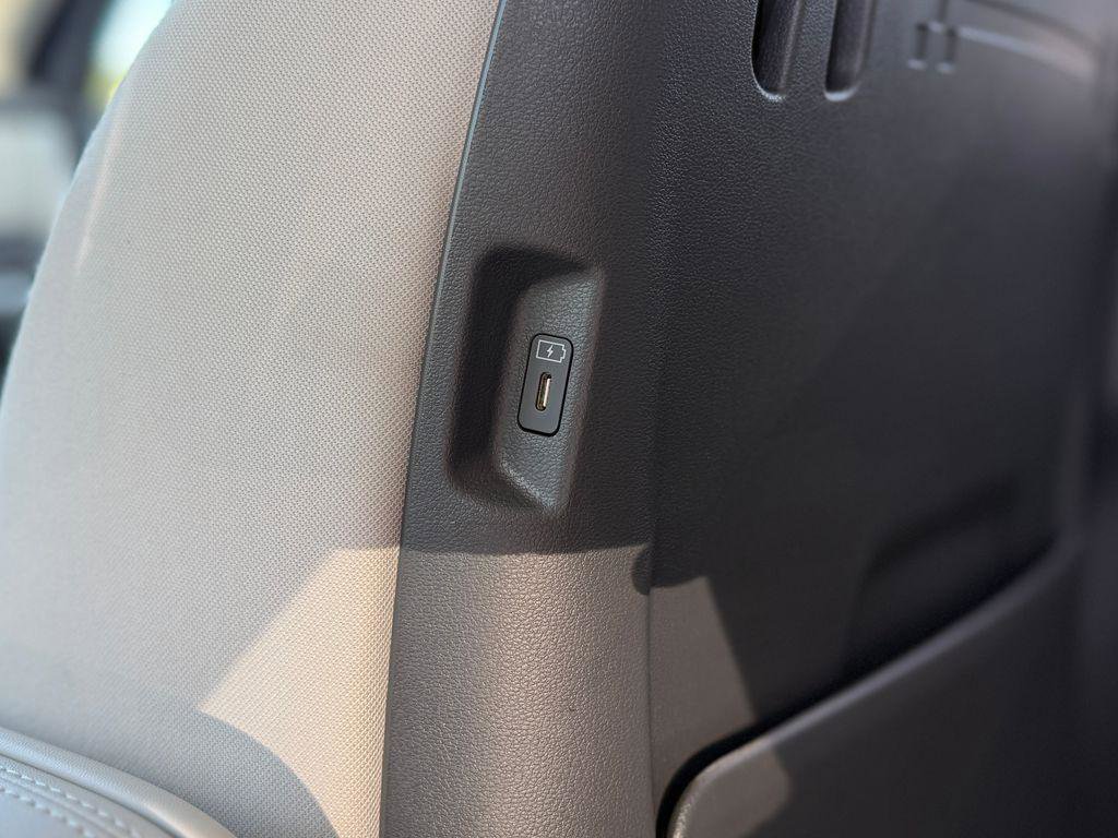 New 2026 Hyundai Santa Fe SE image 15