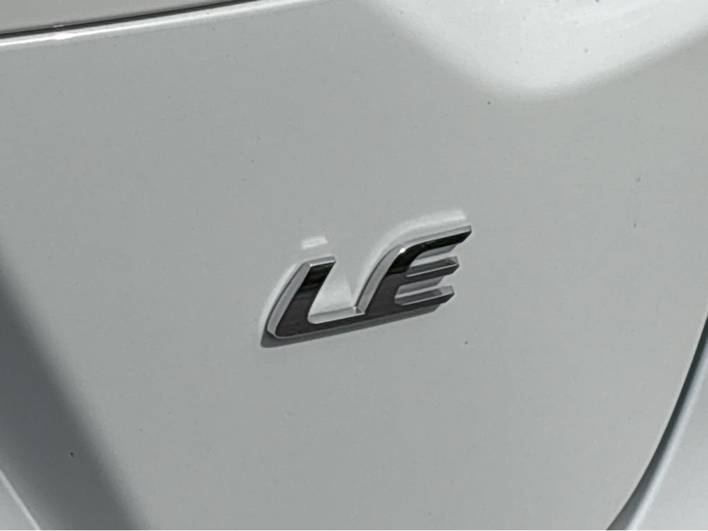 Used 2024 Toyota Corolla LE FWD image 19