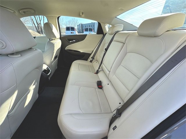 Used 2024 Chevrolet Malibu LT image 25