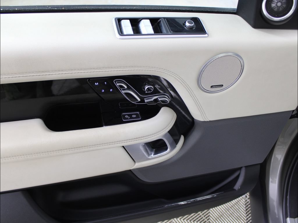 Used 2020 Land Rover Range Rover HSE AWD/4WD image 10