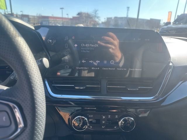 New 2026 Chevrolet Trax RS w/ Driver Confidence Package image 22