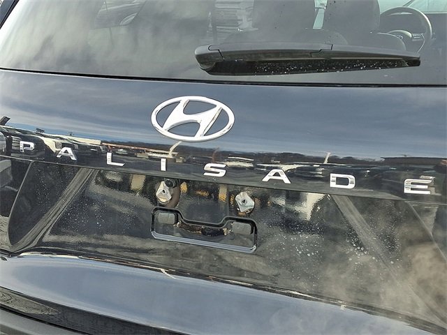 Used 2023 Hyundai Palisade Limited image 32