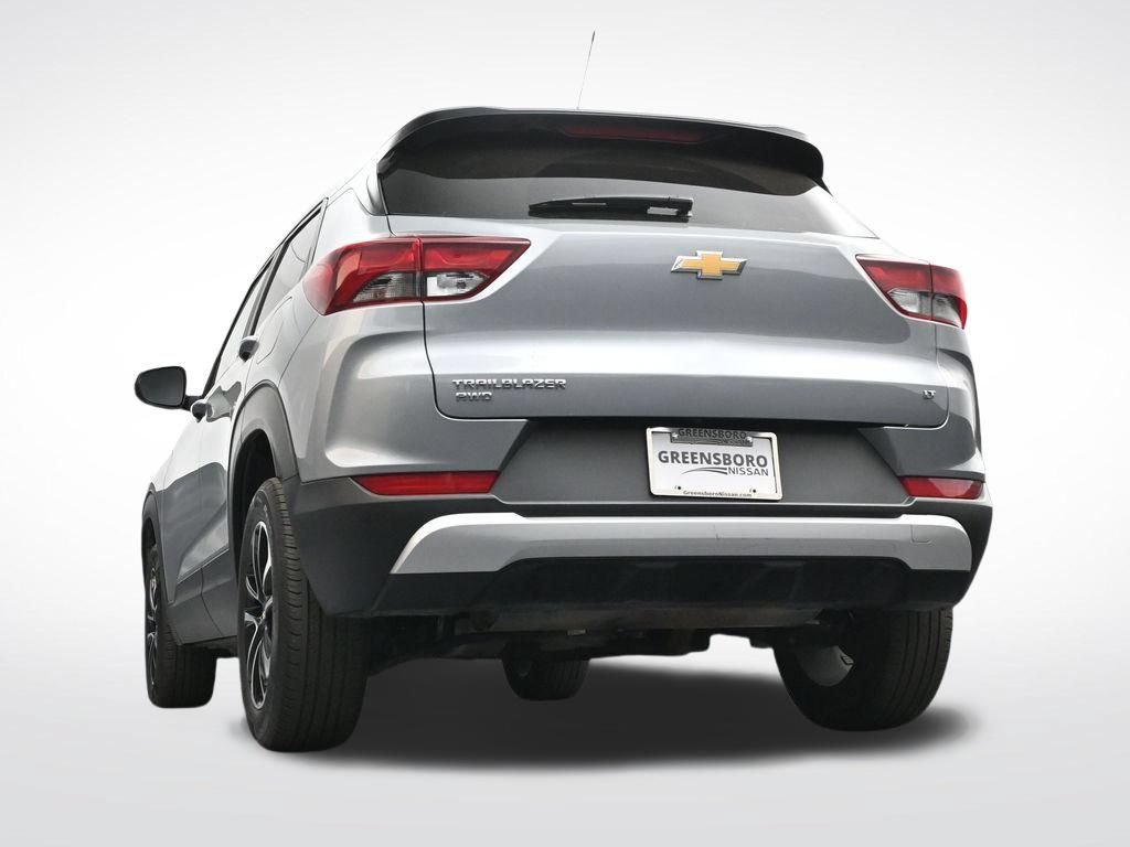 Used 2025 Chevrolet TrailBlazer LT AWD/4WD image 27