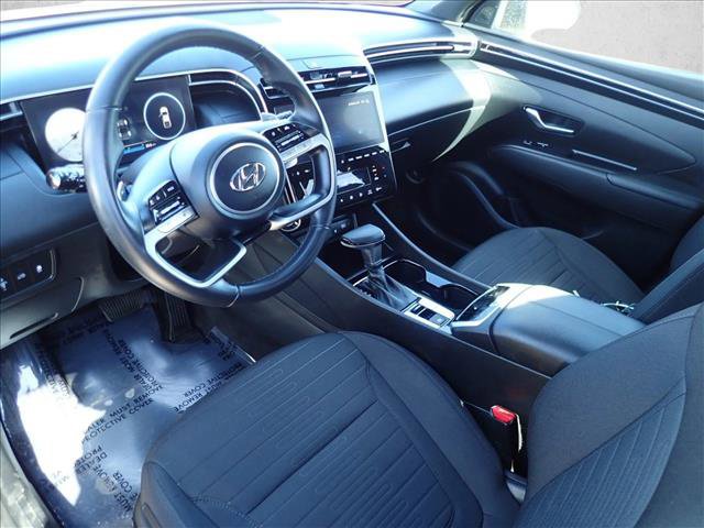 Used 2023 Hyundai Santa Cruz SEL Premium w/ Cargo Package image 9