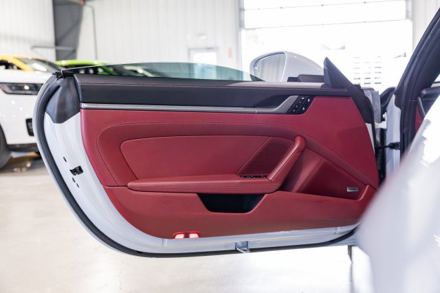 Used 2024 Porsche 911 Targa 4S w/ Premium Package image 11