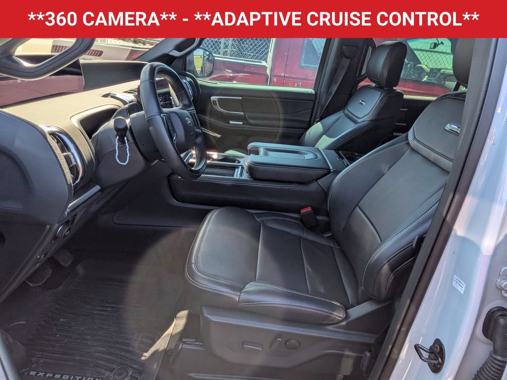 Used 2025 Ford Expedition Platinum w/ Stealth Appearance Package AWD/4WD image 11