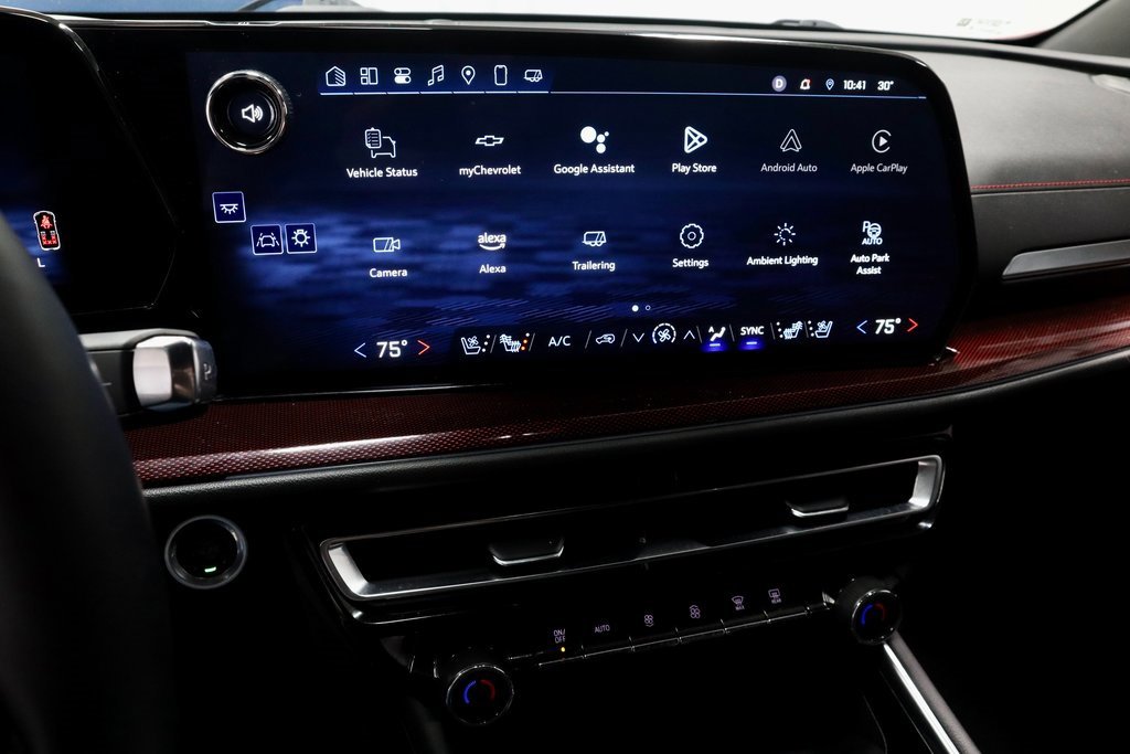 Used 2024 Chevrolet Traverse RS w/ LPO, Floor Liner Package image 3