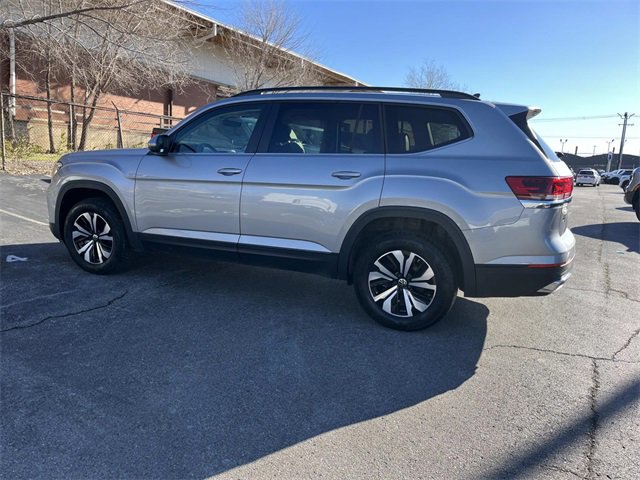 Used 2024 Volkswagen Atlas SE image 6