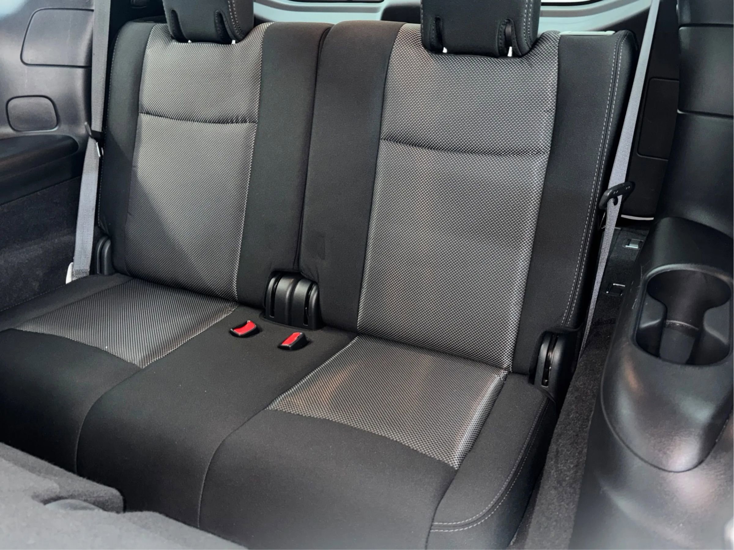 Used 2020 Nissan Pathfinder SV AWD/4WD image 42