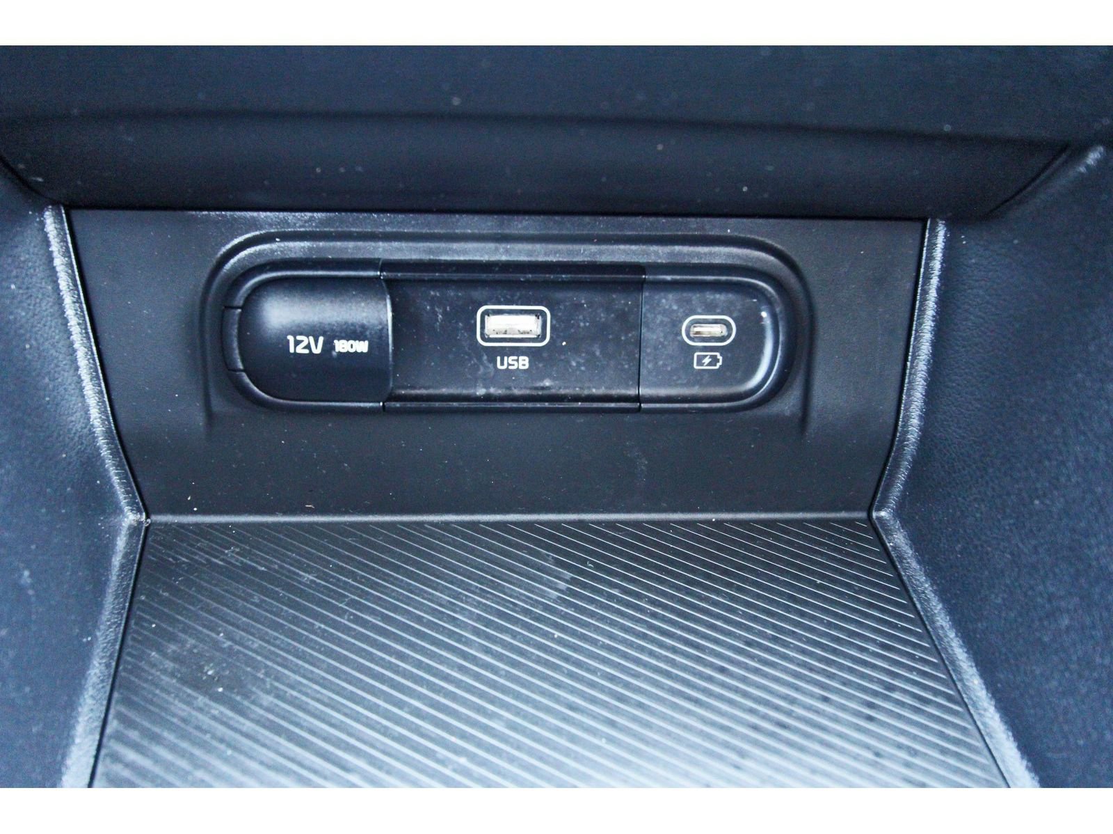 Used 2024 Kia Sportage LX image 28