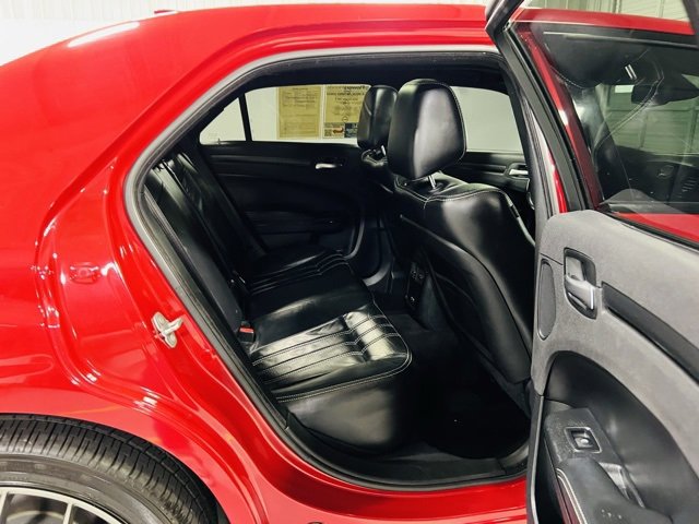 Used 2016 Chrysler 300 S image 32