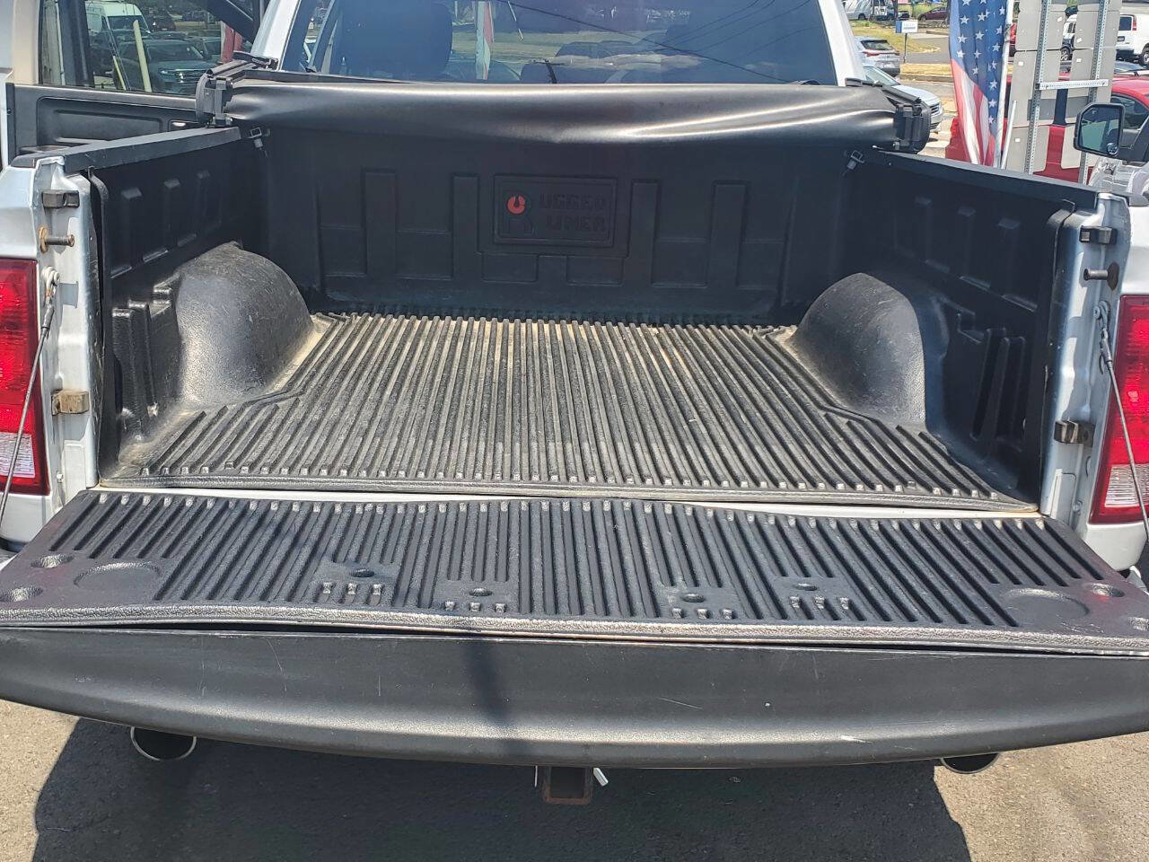 Used 2015 RAM 1500 Express AWD/4WD image 21