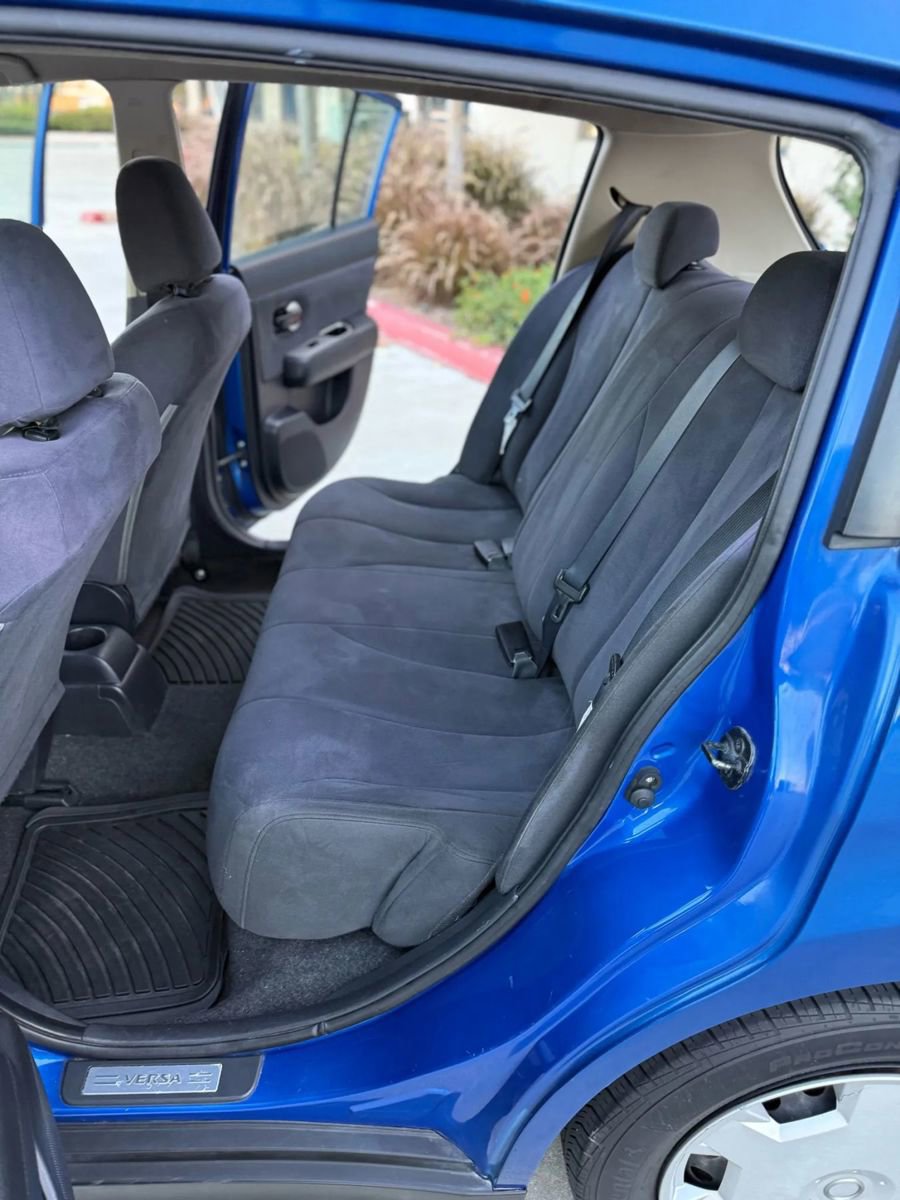 Used 2009 Nissan Versa 1.8 S w/ PWR Pkg image 18