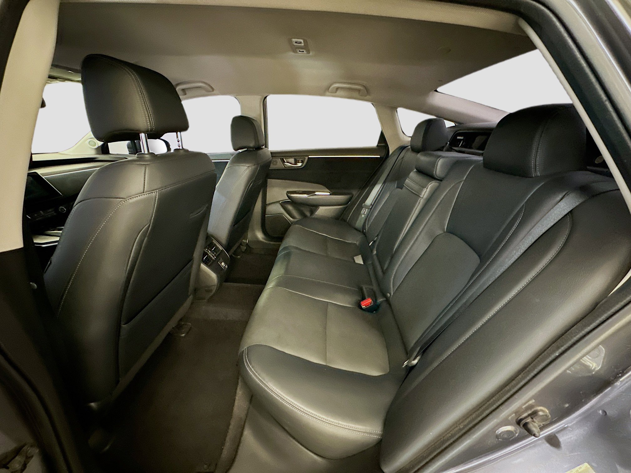 Used 2018 Honda Clarity Touring image 29