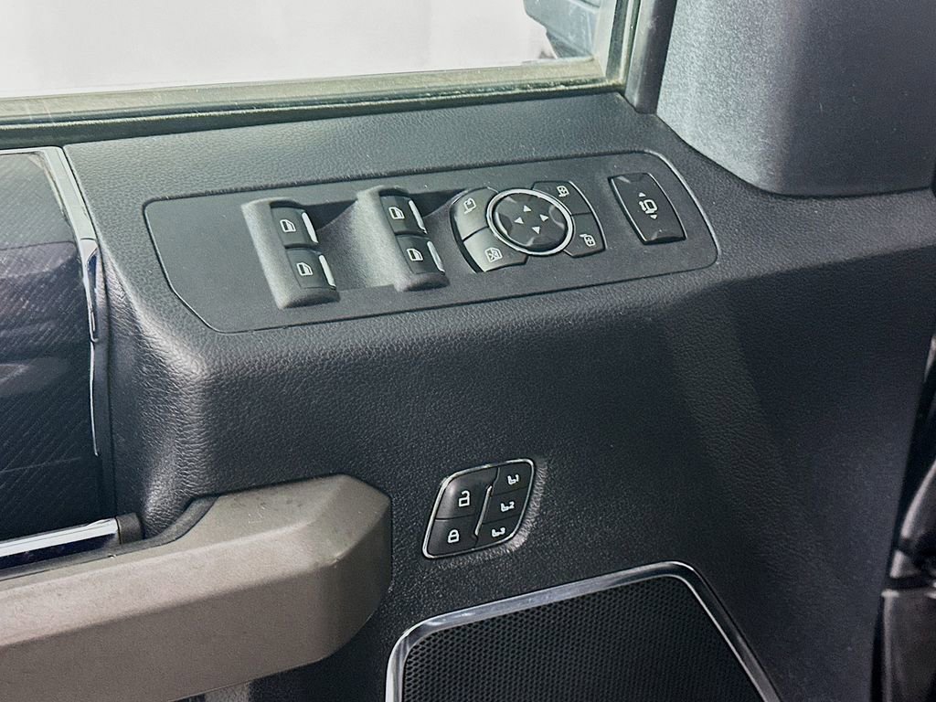 Used 2020 Ford F250 Platinum image 24