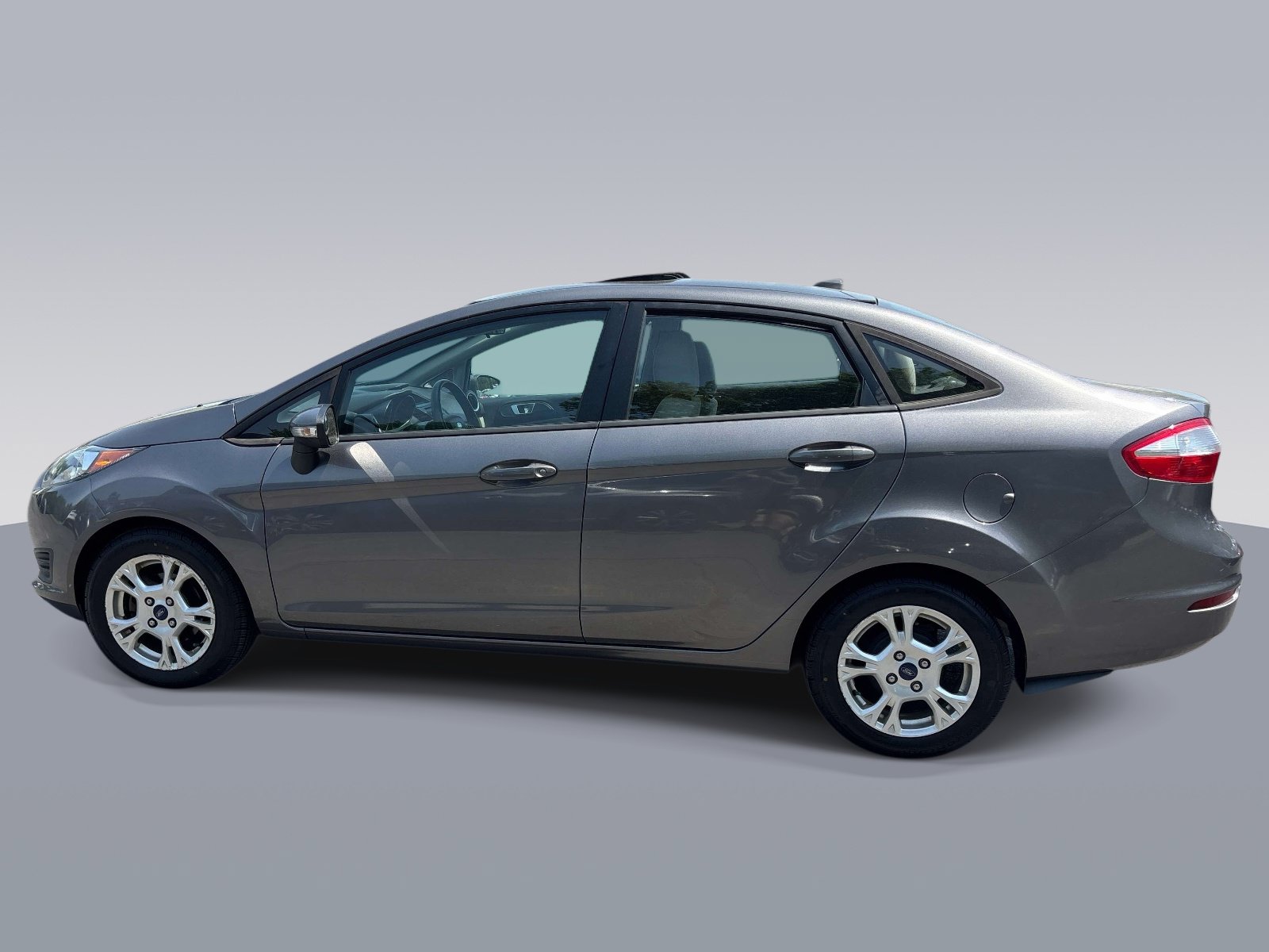 Used 2014 Ford Fiesta SE FWD image 6