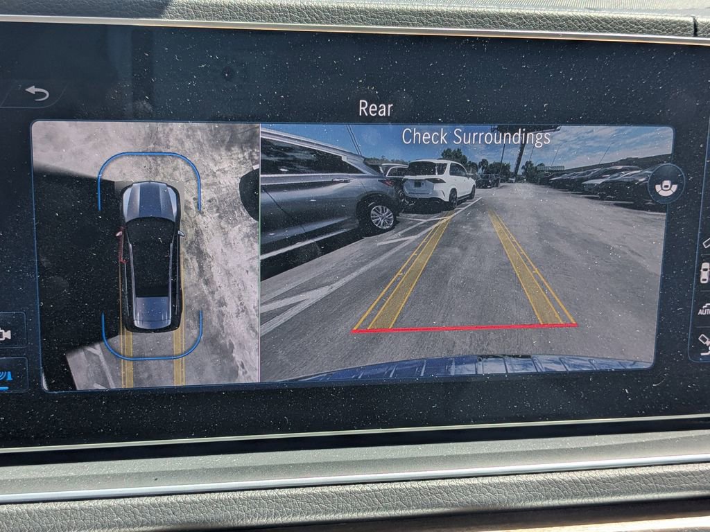 Used 2024 Mercedes-Benz GLS 450 4MATIC image 7