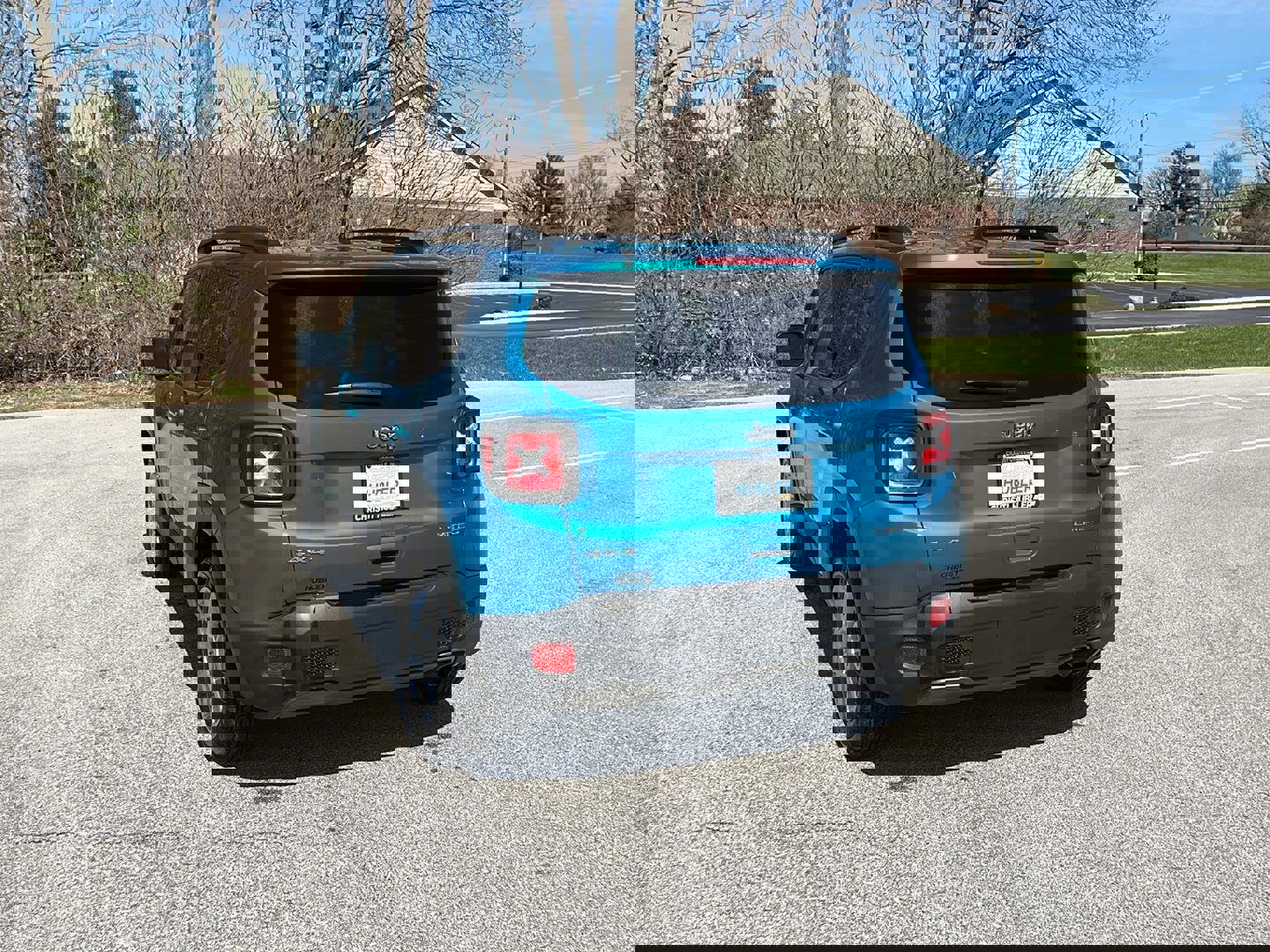 Used 2021 Jeep Renegade Limited image 3