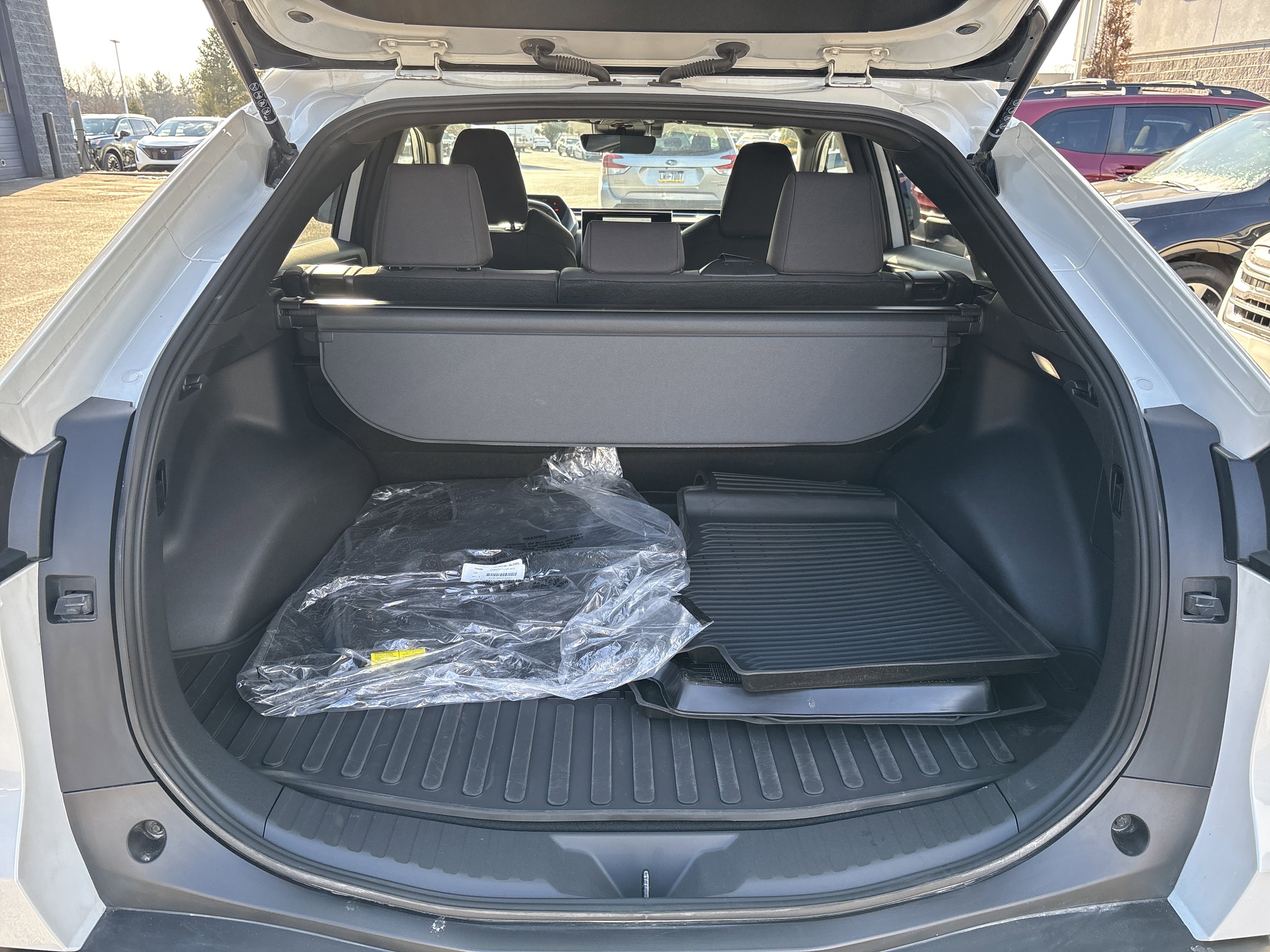 Used 2025 Subaru Solterra Premium w/ Premium Convenience Package image 13