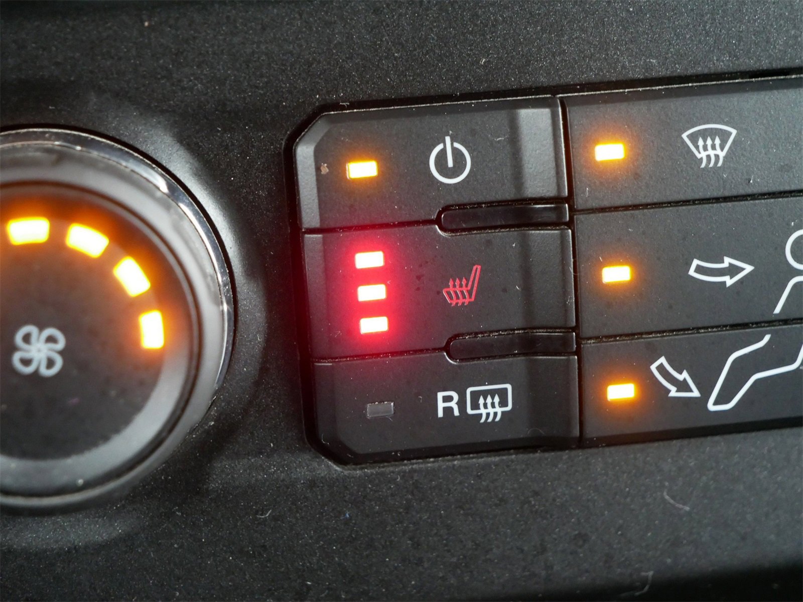 Certified 2022 Ford F250 XLT w/ XLT Premium Package image 27