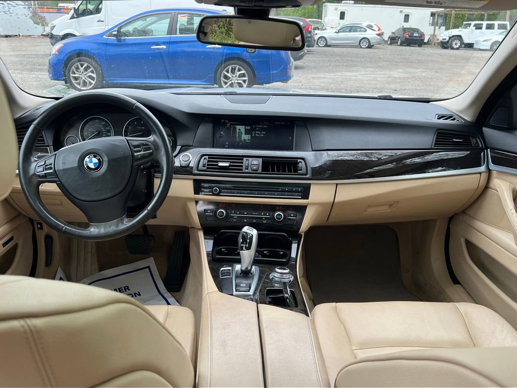 Used 2013 BMW 535i Sedan image 19