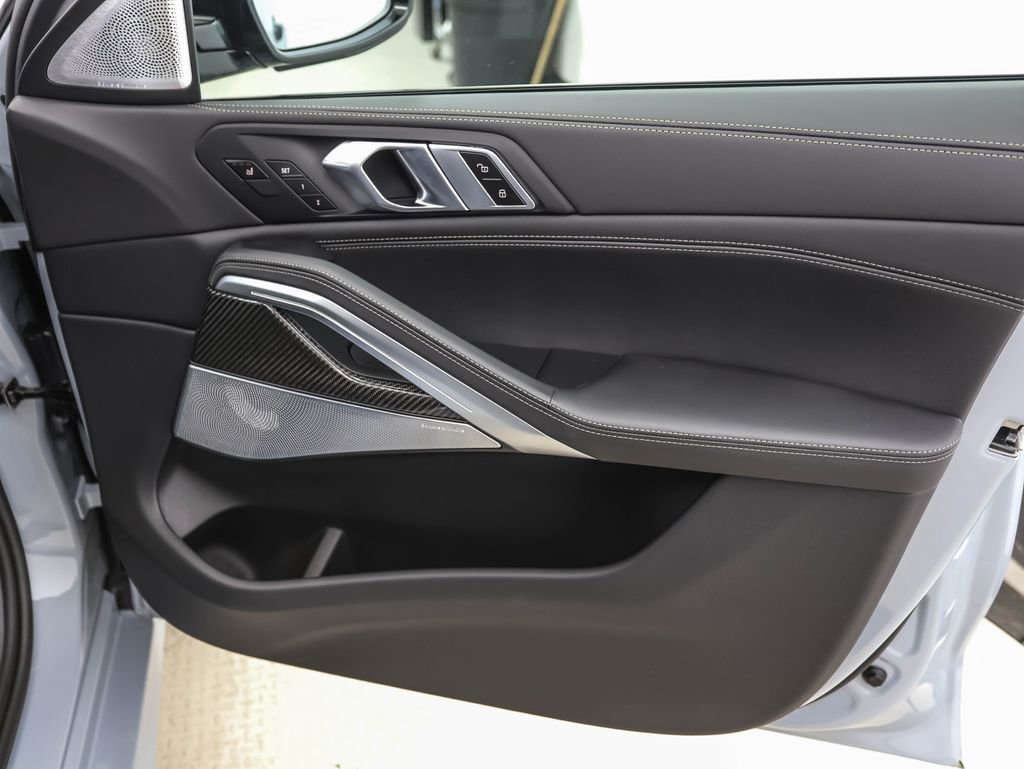 New 2026 BMW X6 M60i image 28