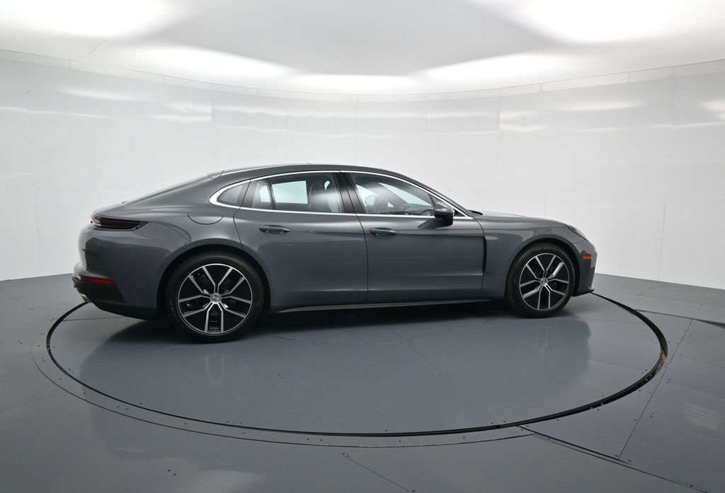 New 2025 Porsche Panamera 4 image 28